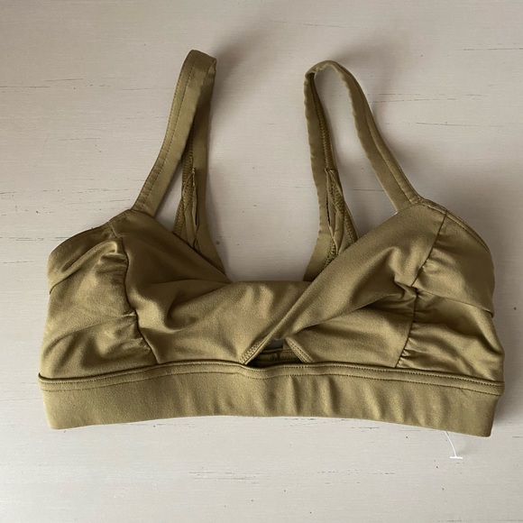 NWOT Free people movement olive green front twist sports bra - Picture 2 of 7